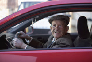 ドライブウェア　高齢者の運転の安全のために